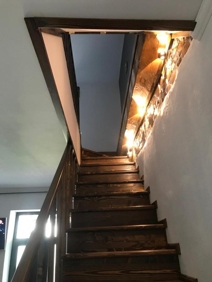 Delia Apartment *