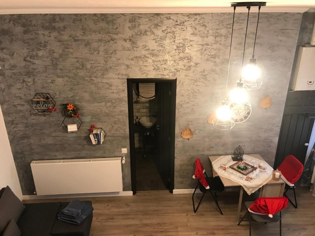 Delia Apartment